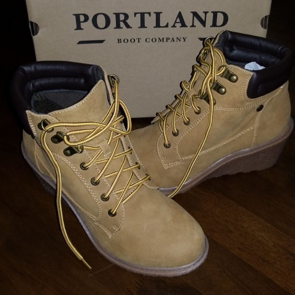 NIB Portland Boot Company Wedge Boots